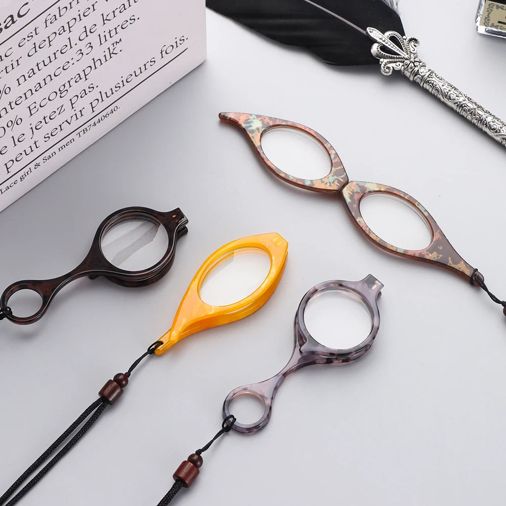 Hanging Neck Reading Glasses With Foldable Oval Frame
